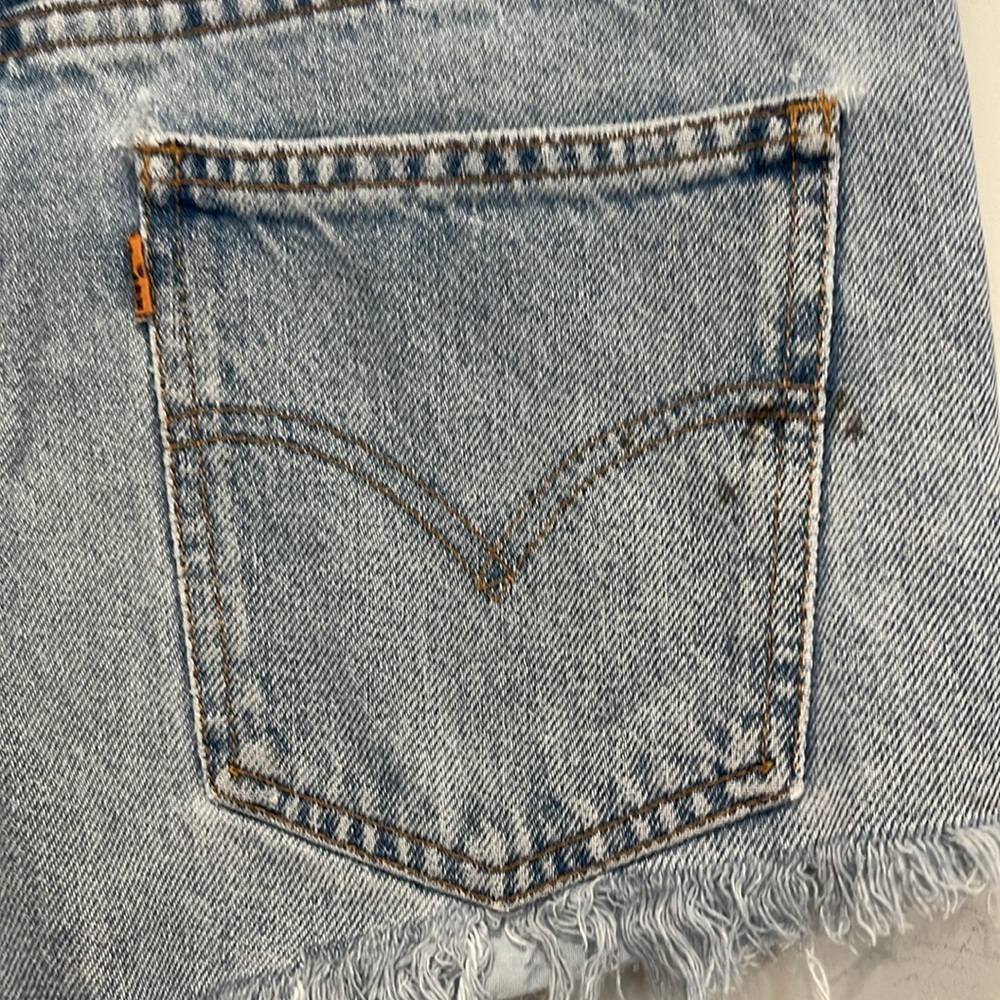 Vintage Levi’s Orange Tab Jean Cut-off shorts - Picture 9 of 16